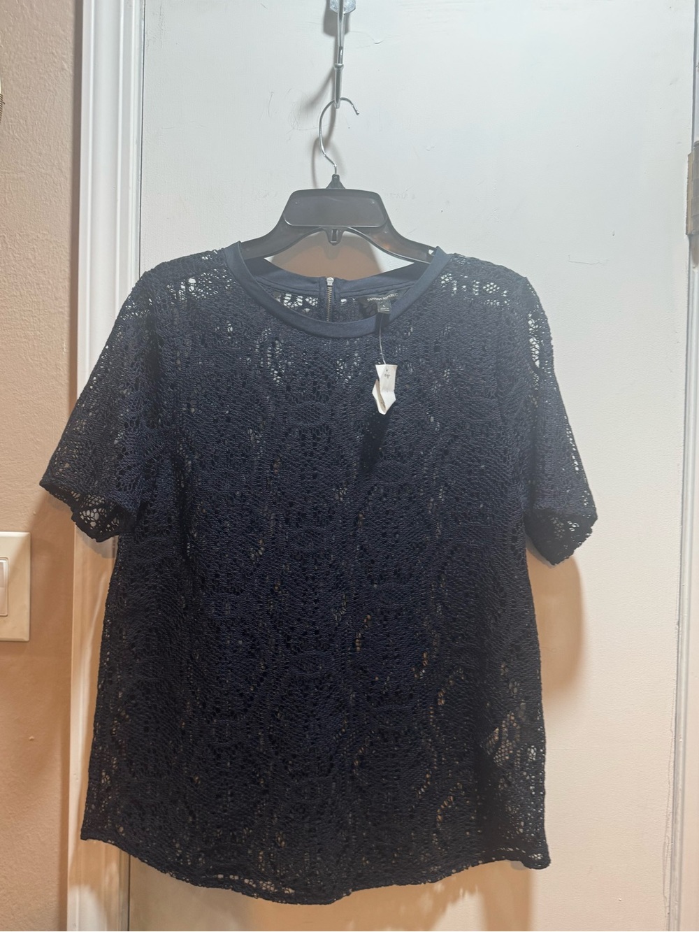 NWT Banana Republic Short Sleeve Allover Lace Tee in Blue Size Large